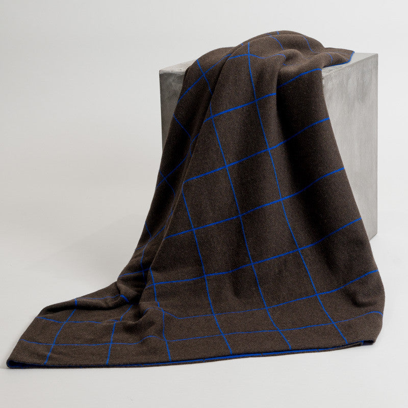 Tartan Royal Blue Knit Throw
