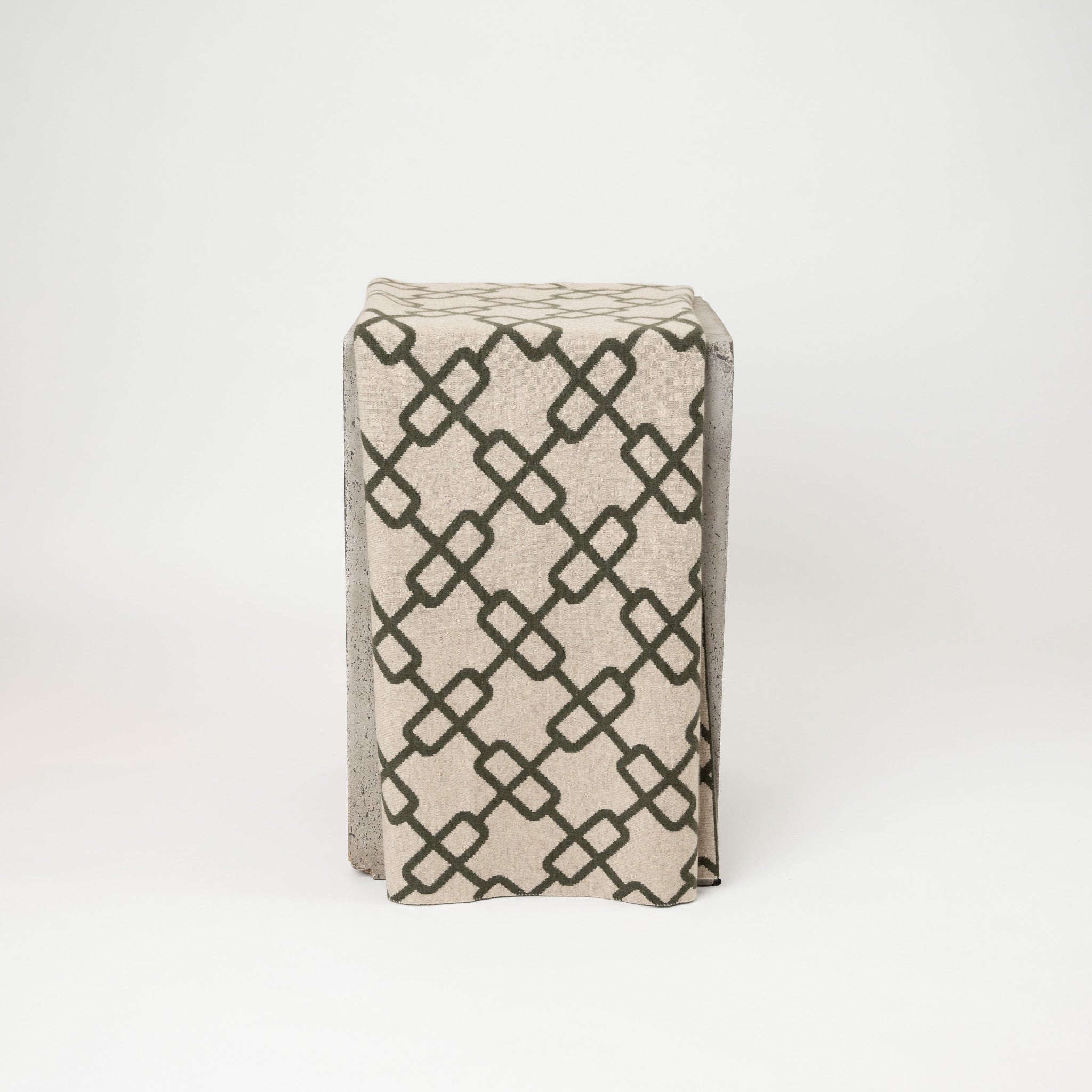 The Hazaar Throw - Army Green & Latte