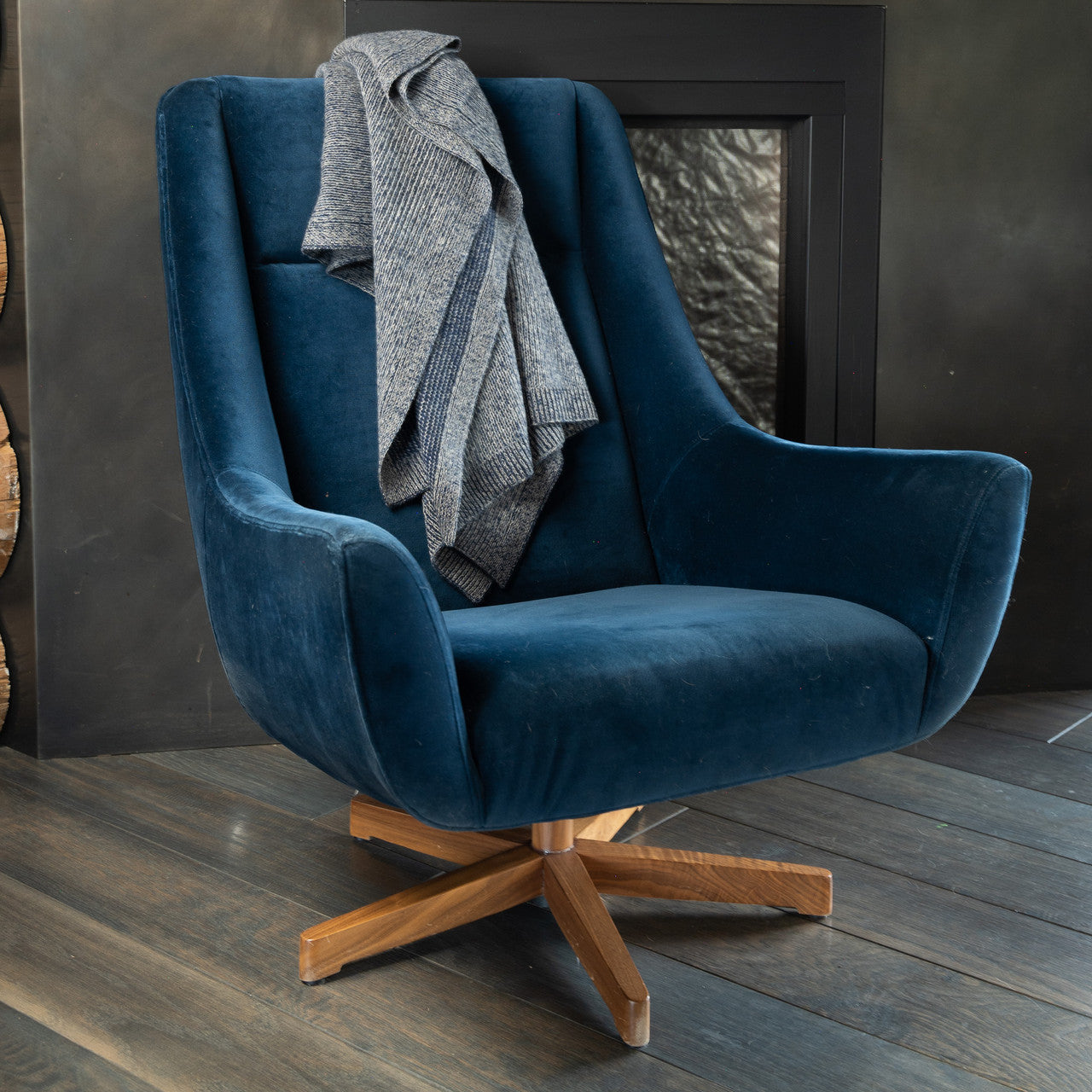 Cobalt & Platinum Yak Beehive Knit Throw