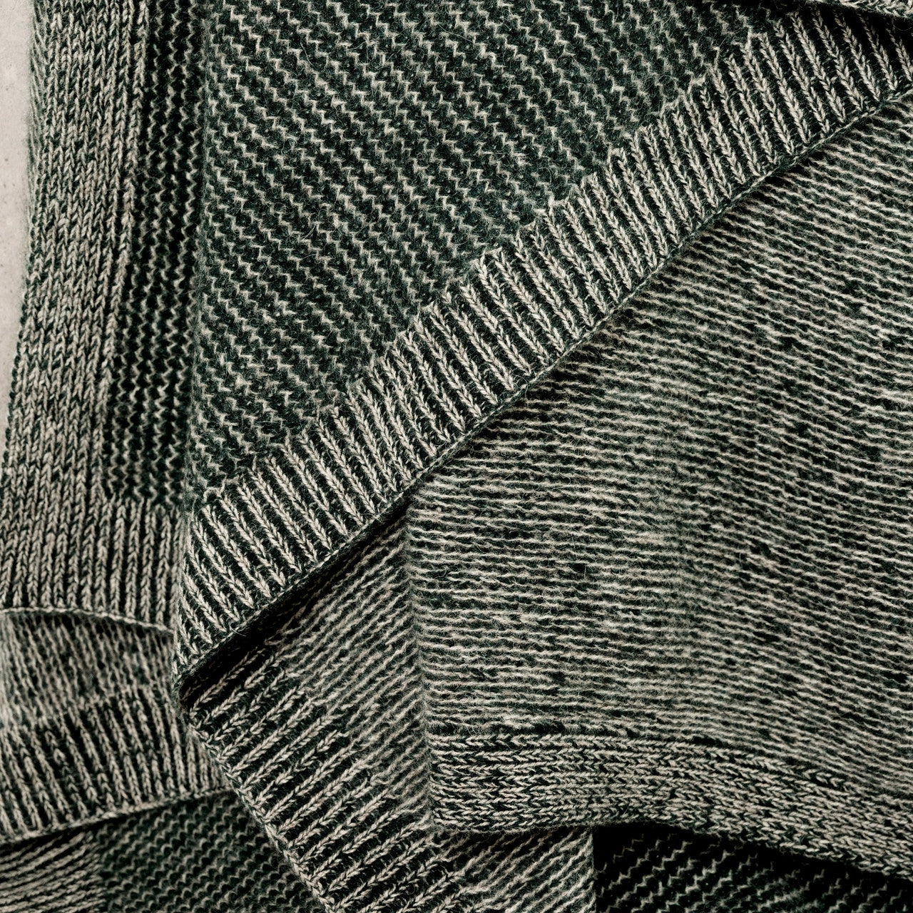 Malachite & Platinum Yak Beehive Knit Throw