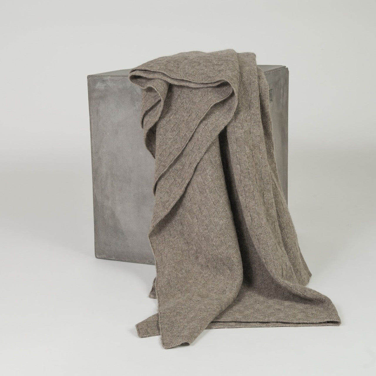 Platinum Voyager Yak Down Throw