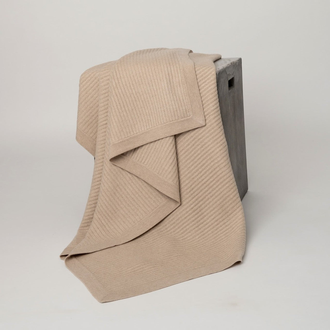 Beige  Fisherman's Knit Cashmere Throw