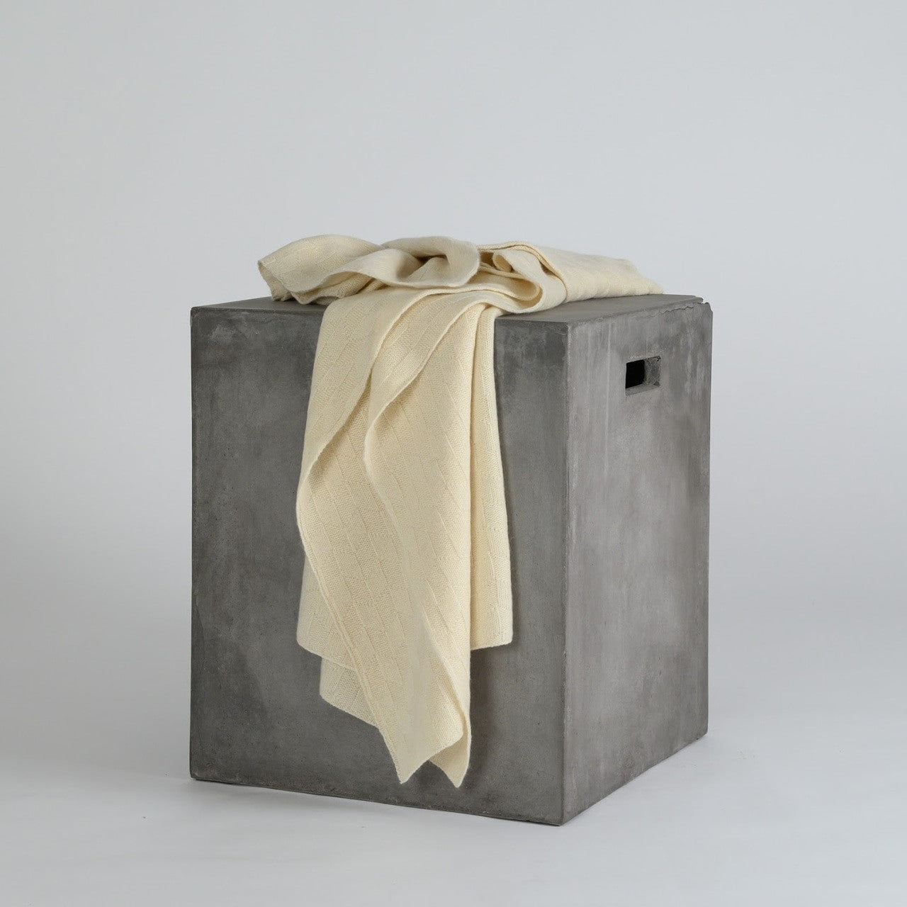 Cream Voyager Cashmere Throw