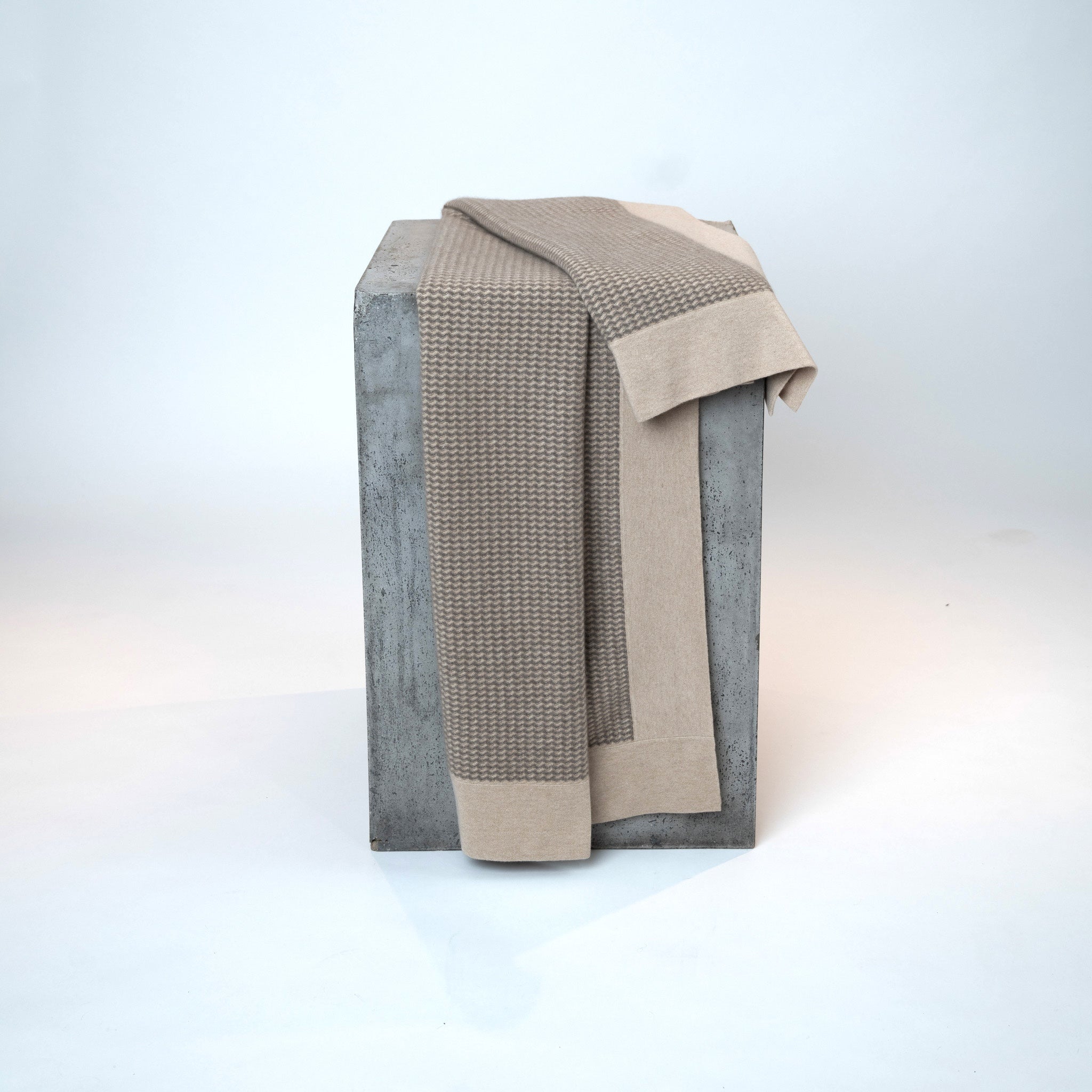 Online-only Offer Throws