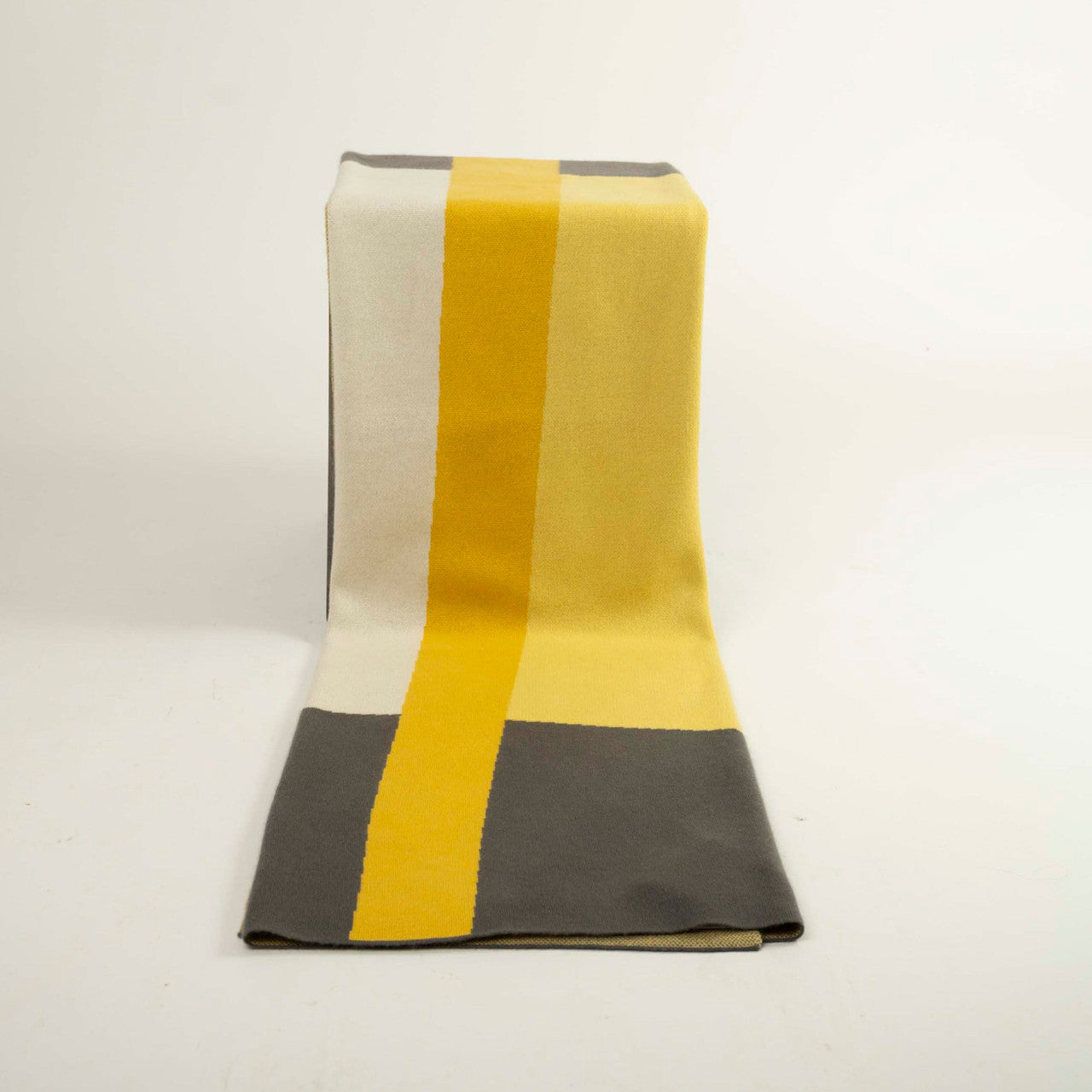 Bauhaus Jasper by Richard Carter