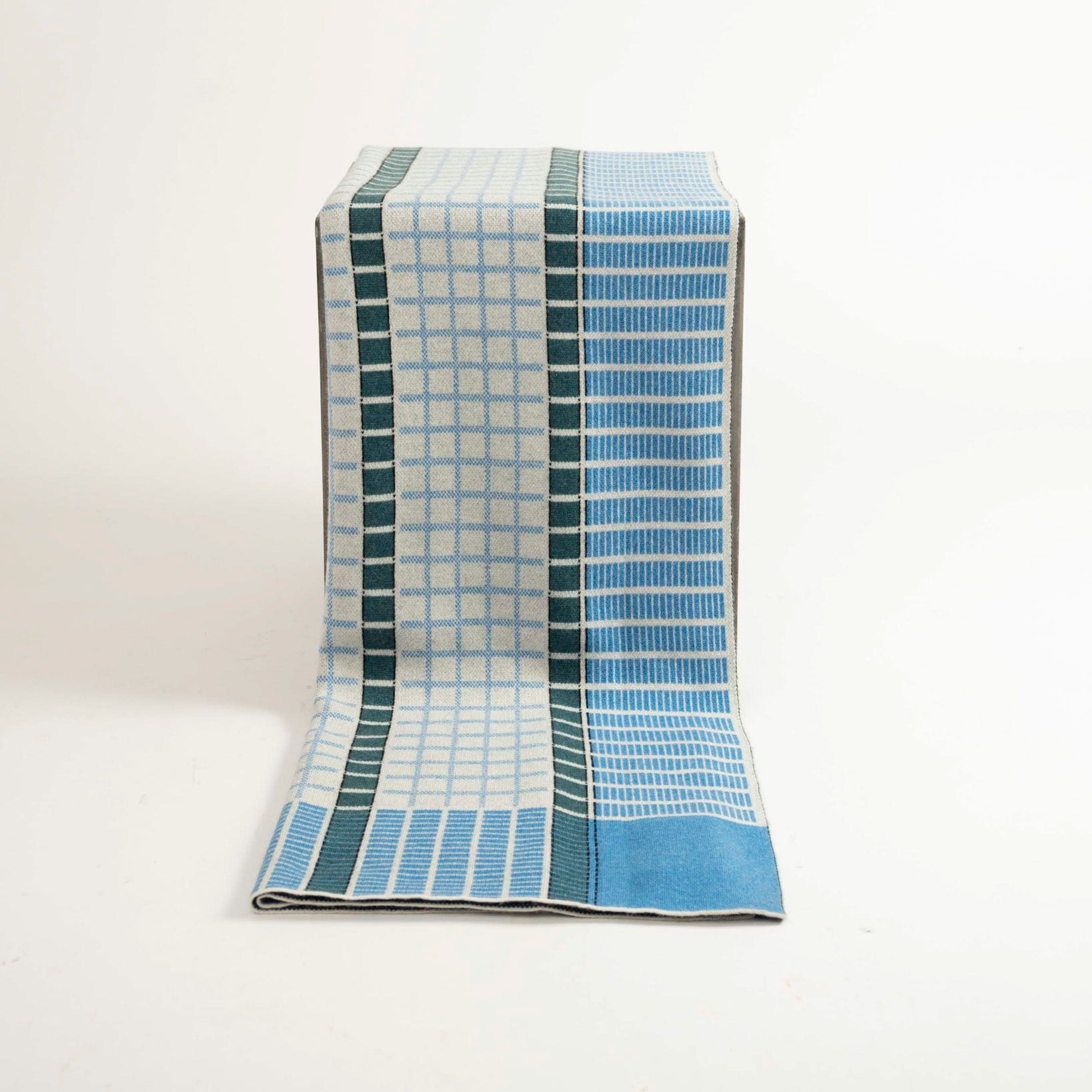 Azure Vintage Bauhaus