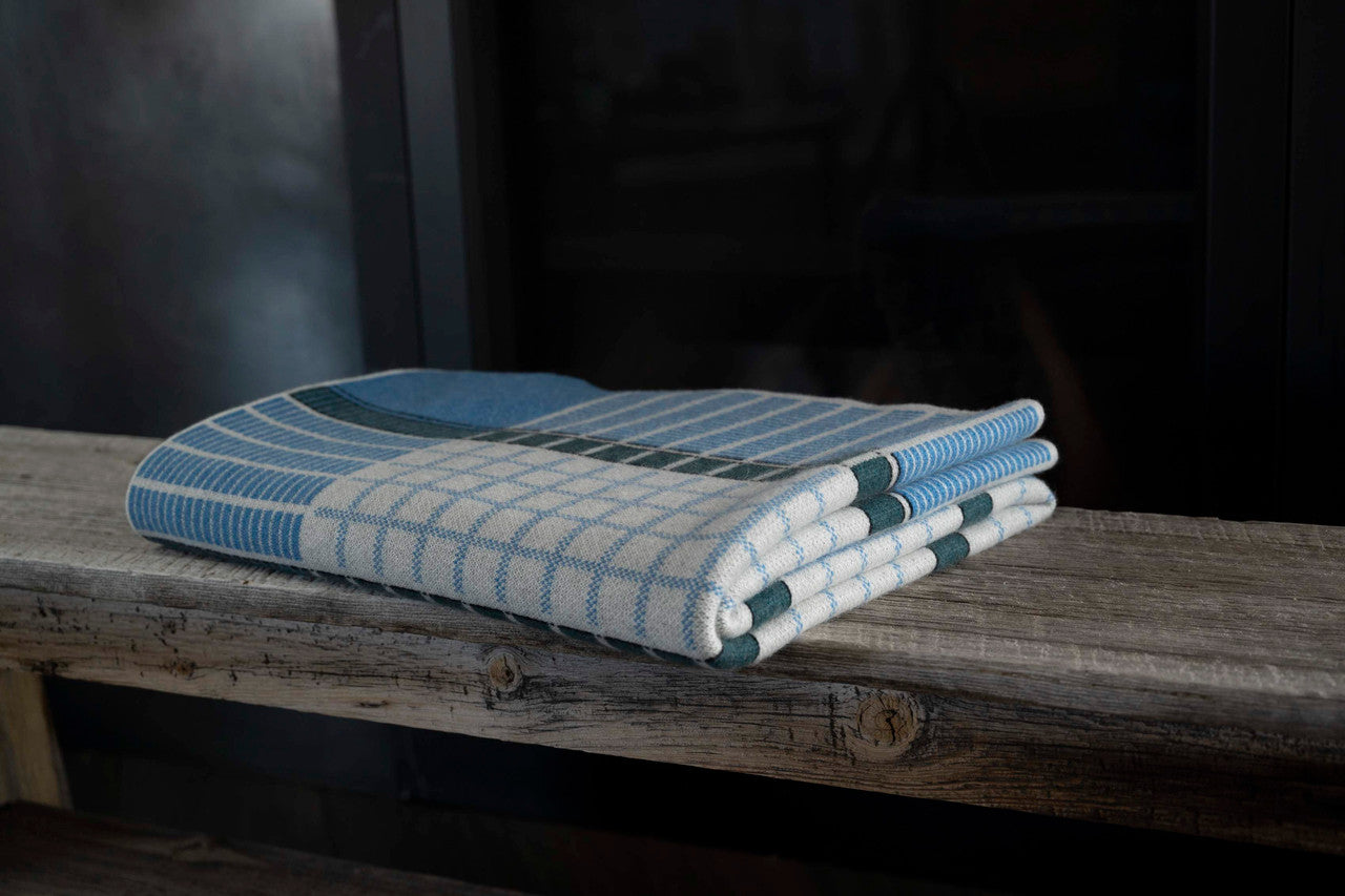 Azure Vintage Bauhaus
