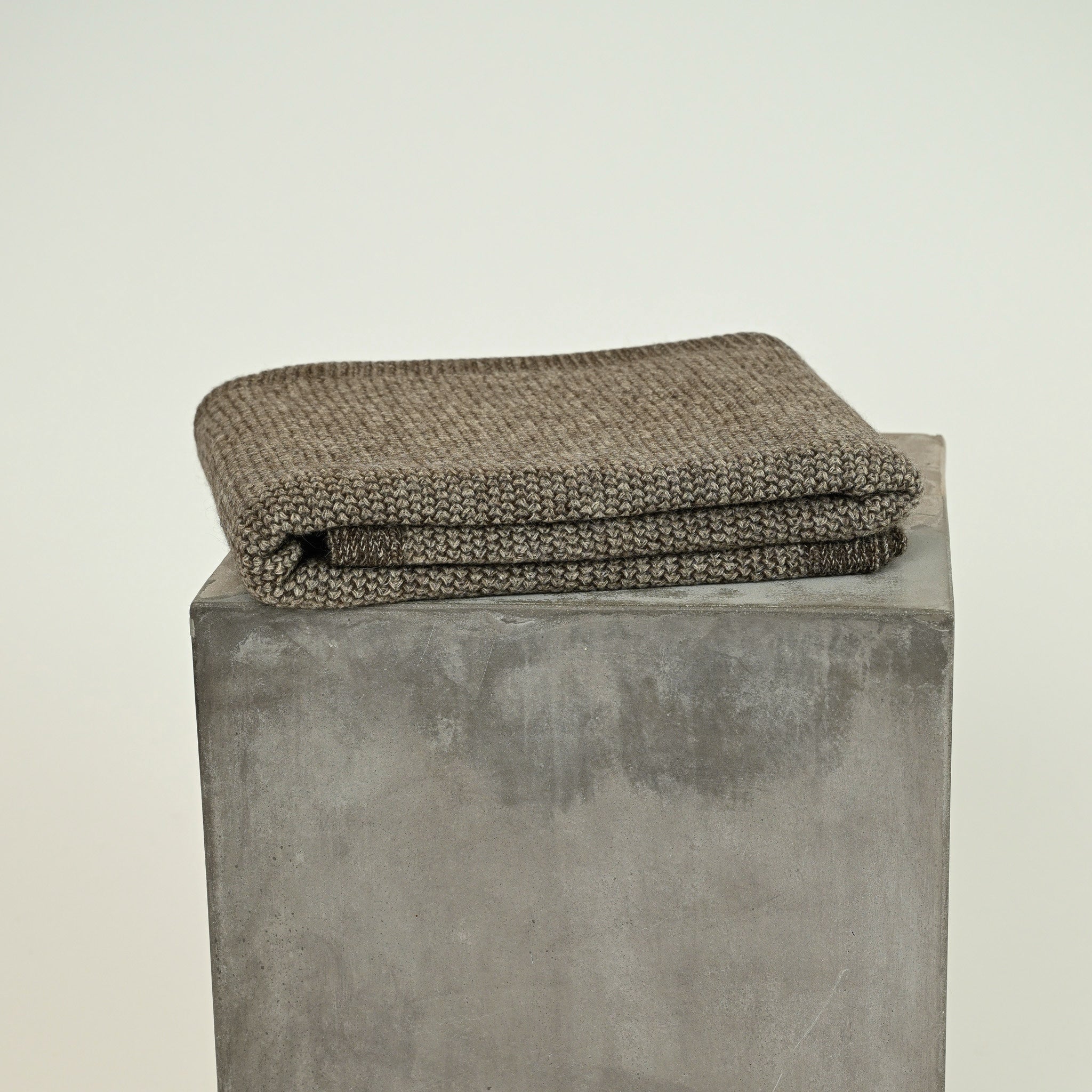 Chocolate & Platinum Yak Beehive Throw