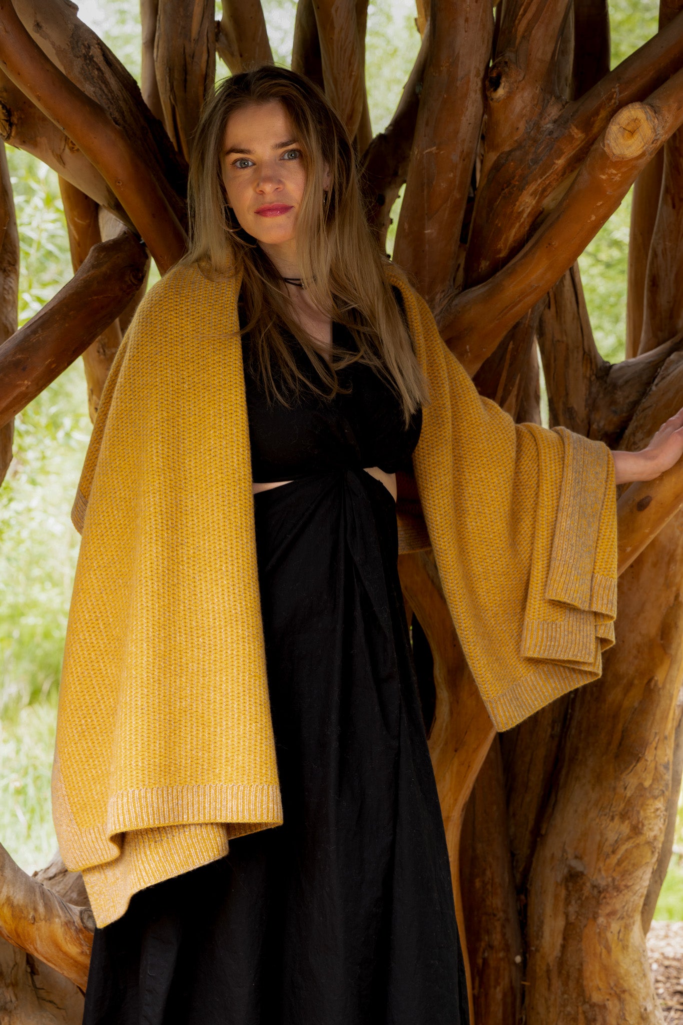 Gold & Platinum Beehive Knit Throw