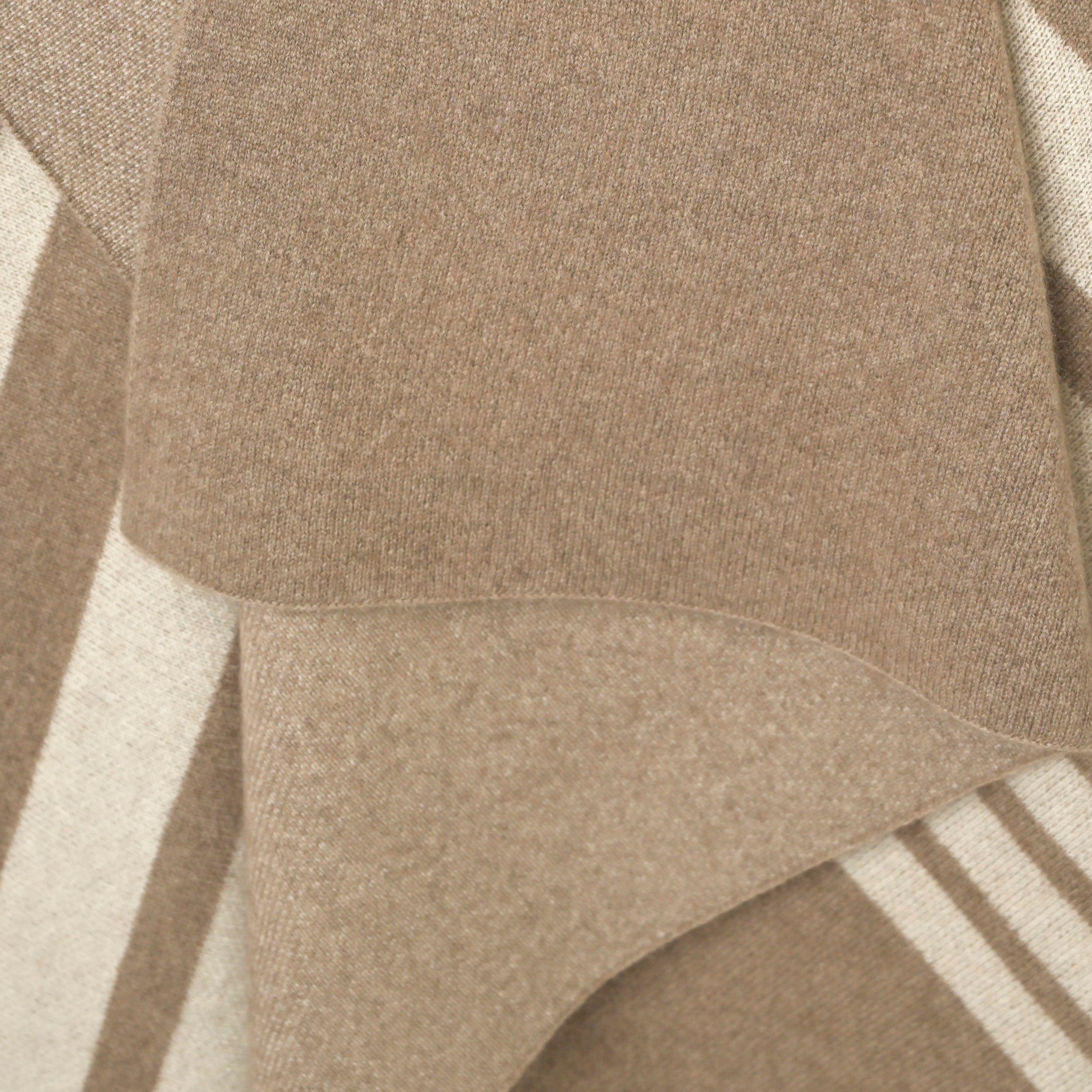 Grete Bauhaus Mocha & Linen