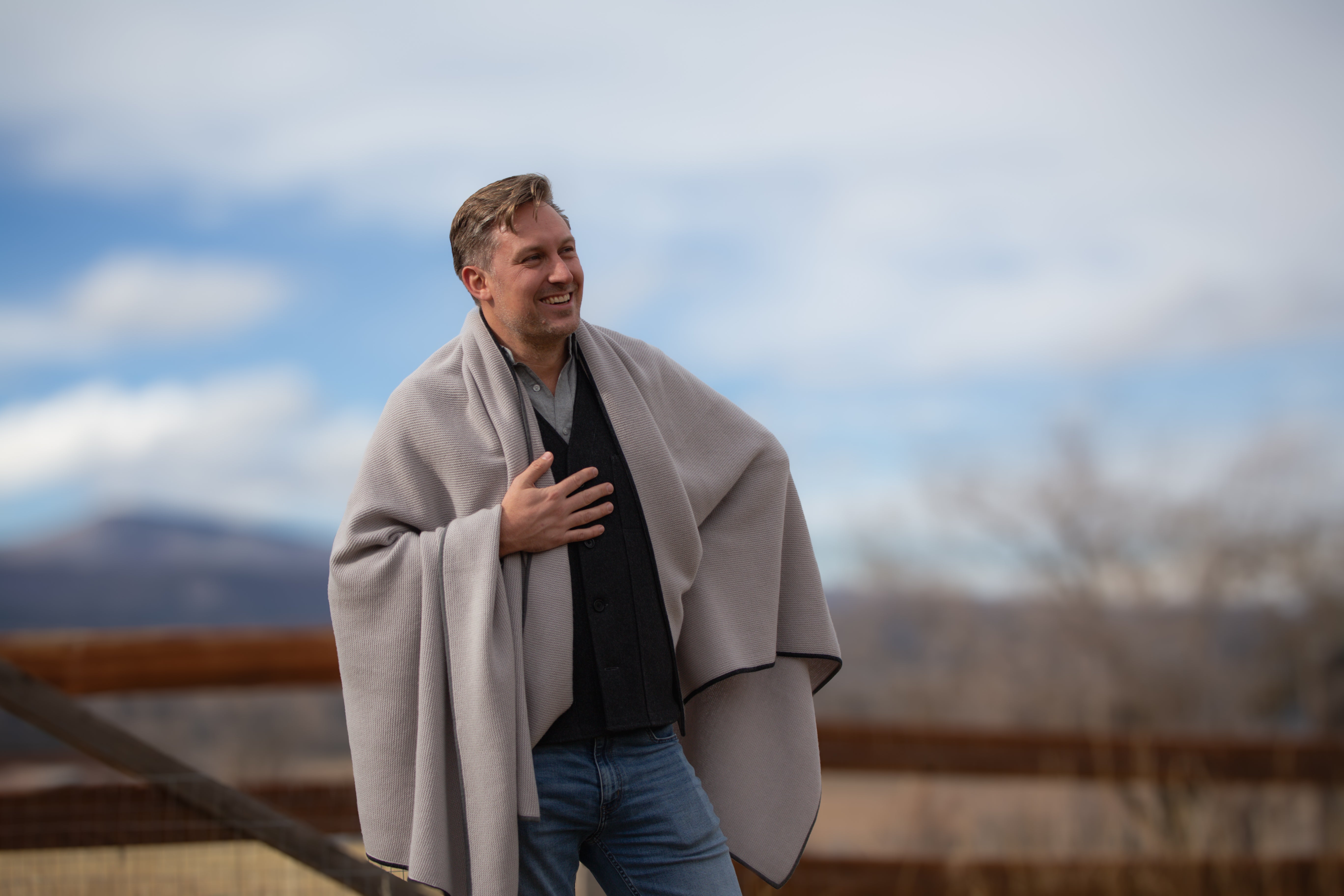 Fine Purl Knit Cashmere Throw in Moonstone with Dark & Storm Gray