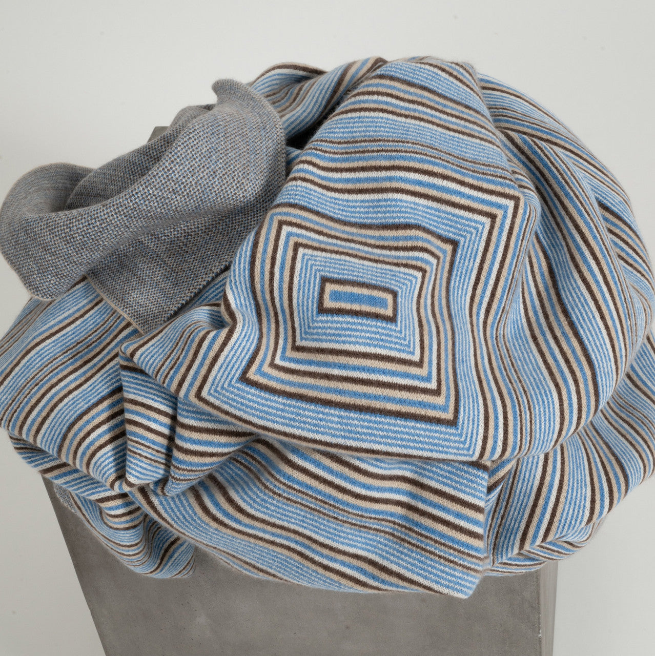 Concentric Bright Blue Cashmere Throw